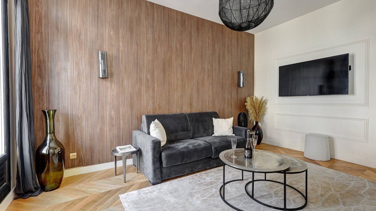 8th Arrondissement Apartment | 398 Suite Triomphe - Charming apartment in Paris
