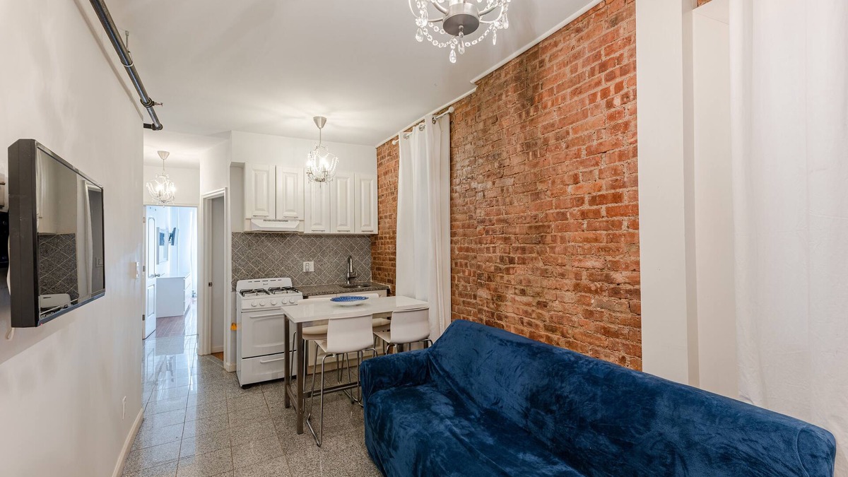 East Harlem Apartment | 3B Two Bedroom Home Just Off Park Ave.