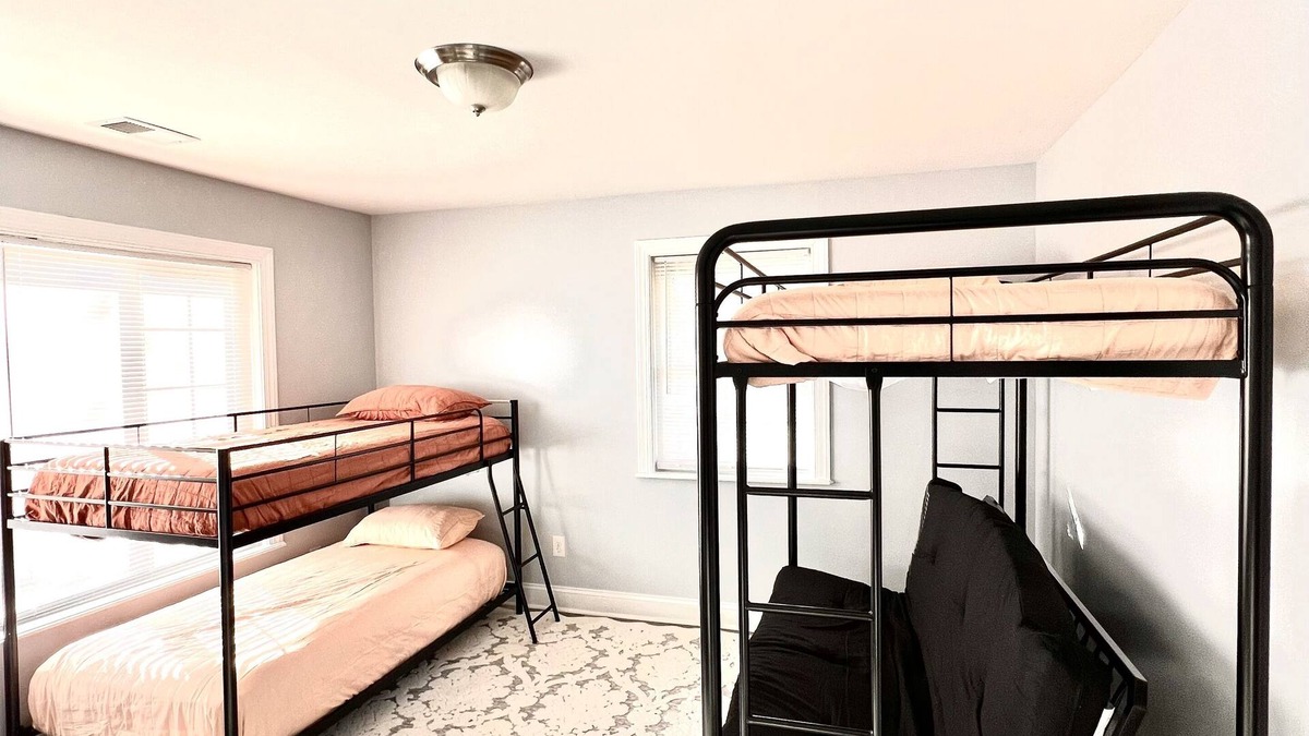 Concord House | 3bd/2ba Family Friendly