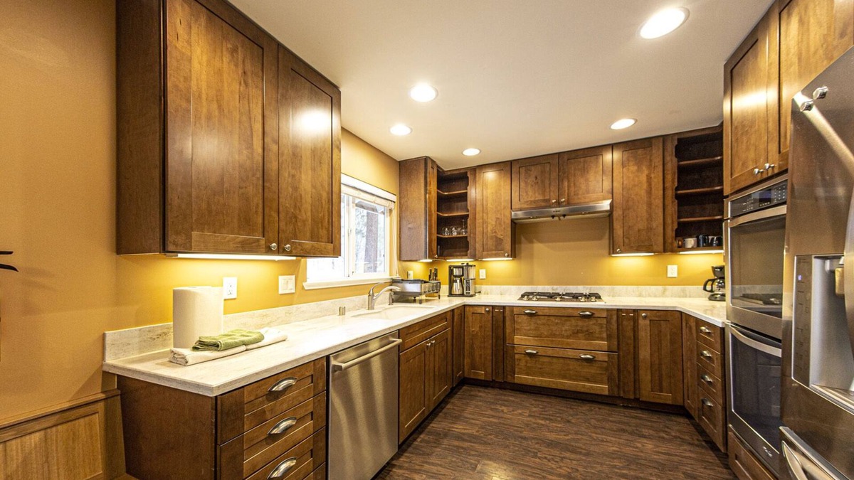 Skyland House | 3bd home with hot tub