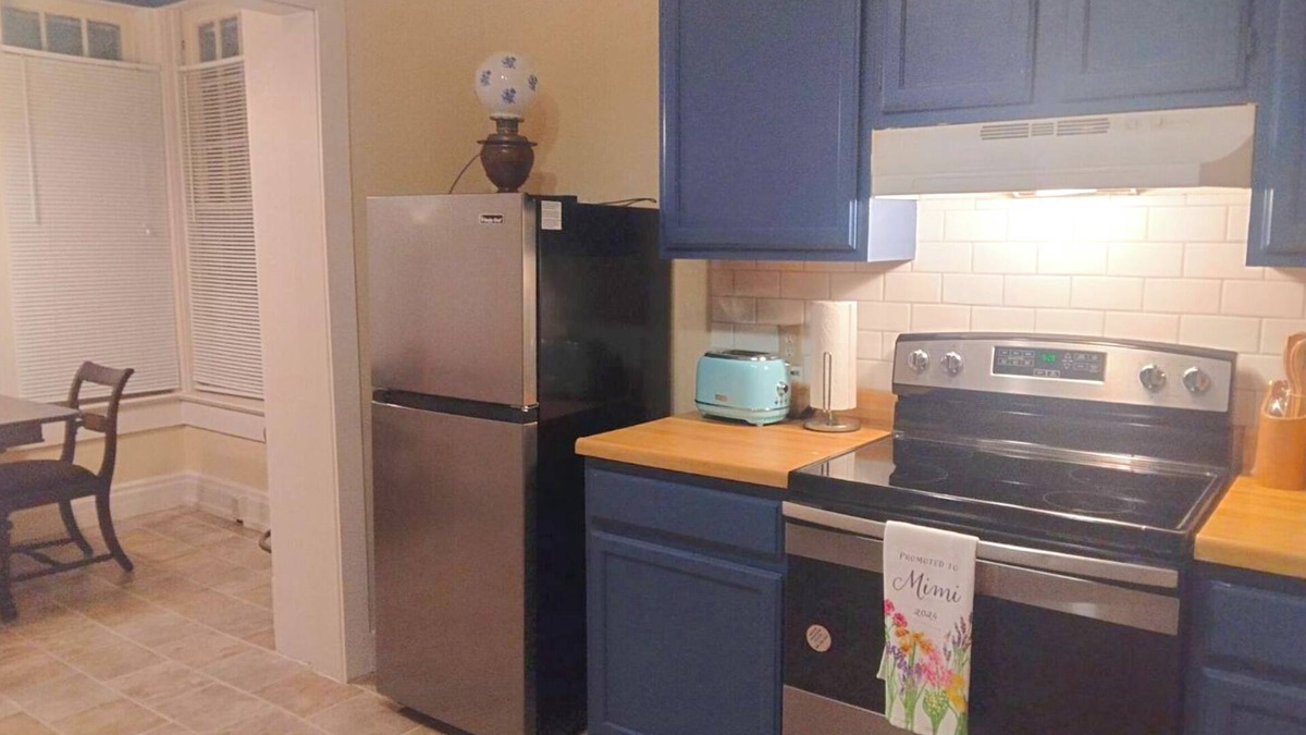 St. Joseph Apartment | 3bdr Apartment in Museum Hill - #2