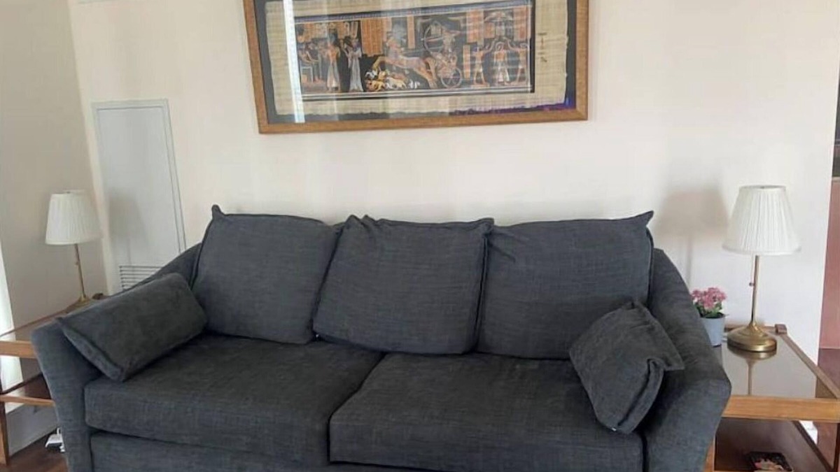 Regent Park Apartment | 3bdrm w/parking amazing view