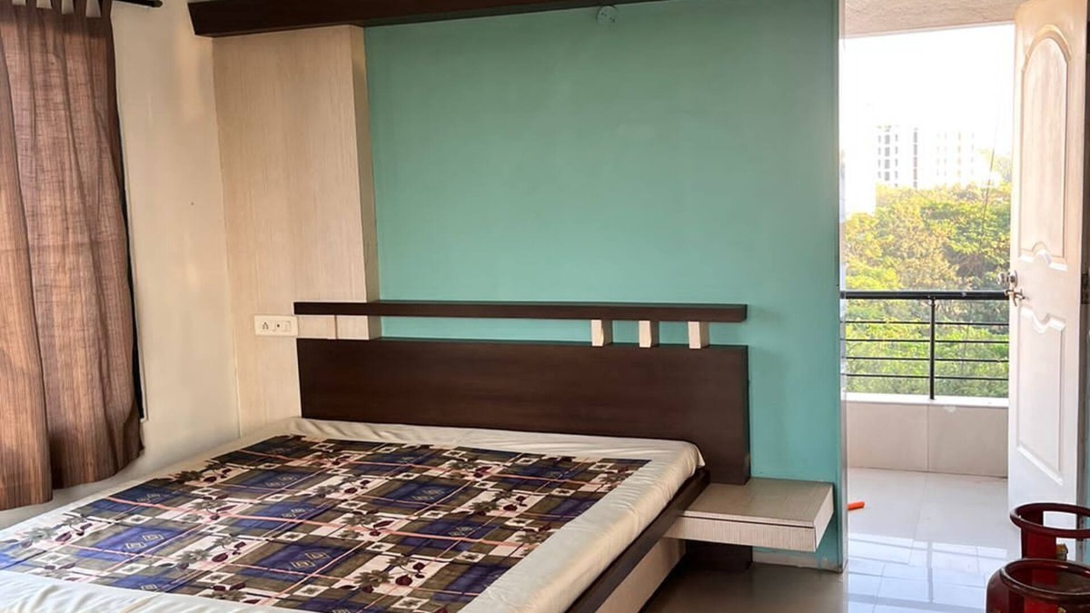 Nashik Apartment | 3BHK Fully Furnished Penthouse Krisi Nagar Nashik