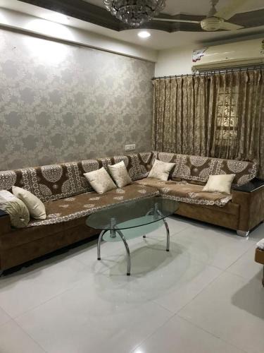 Ahmedabad Apartment | 3BHK Luxury AC Apartment SG-SATELLITE-Prahalad-Anand Nagar Road