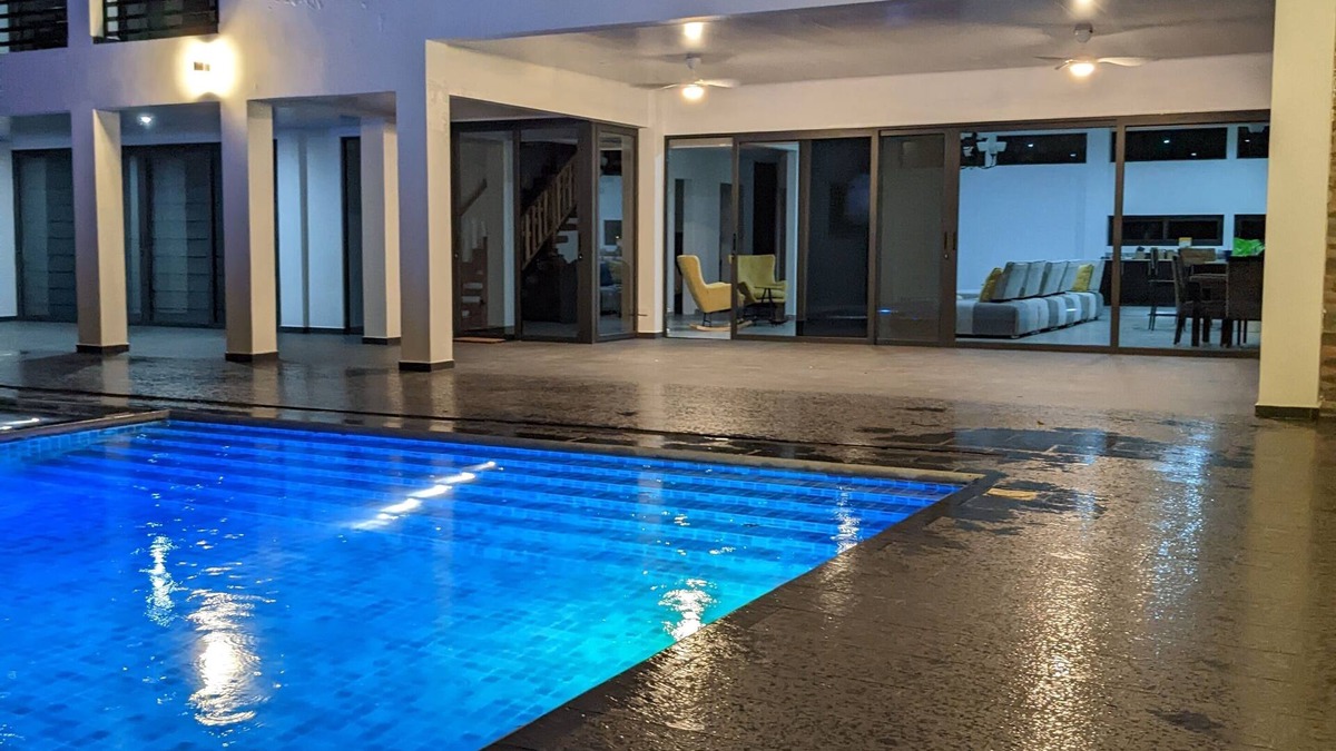 Baru House | 3br/3.5 Bath House walking distance to a secluded beach