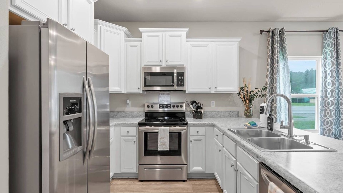 Bellview House | 3BR Cozy Family Townhouse Retreat