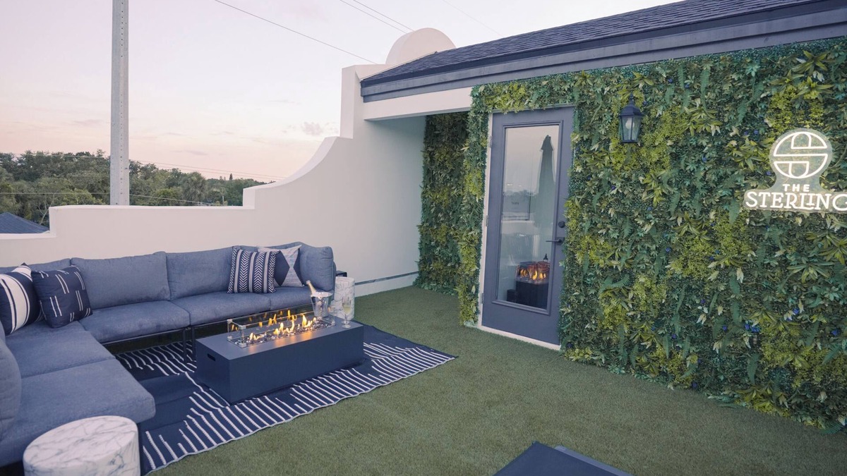 Tampa House | 3BR/Designed Ybor Home/Mins to Everything in Tanpa/Rooftop Firepit/Bikes/Picnic