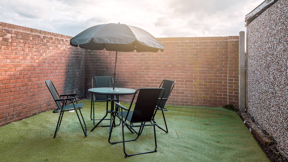 Doncaster House | 3BR*Doncaster*CONTRACTOR*Family*PARKING*Long stays