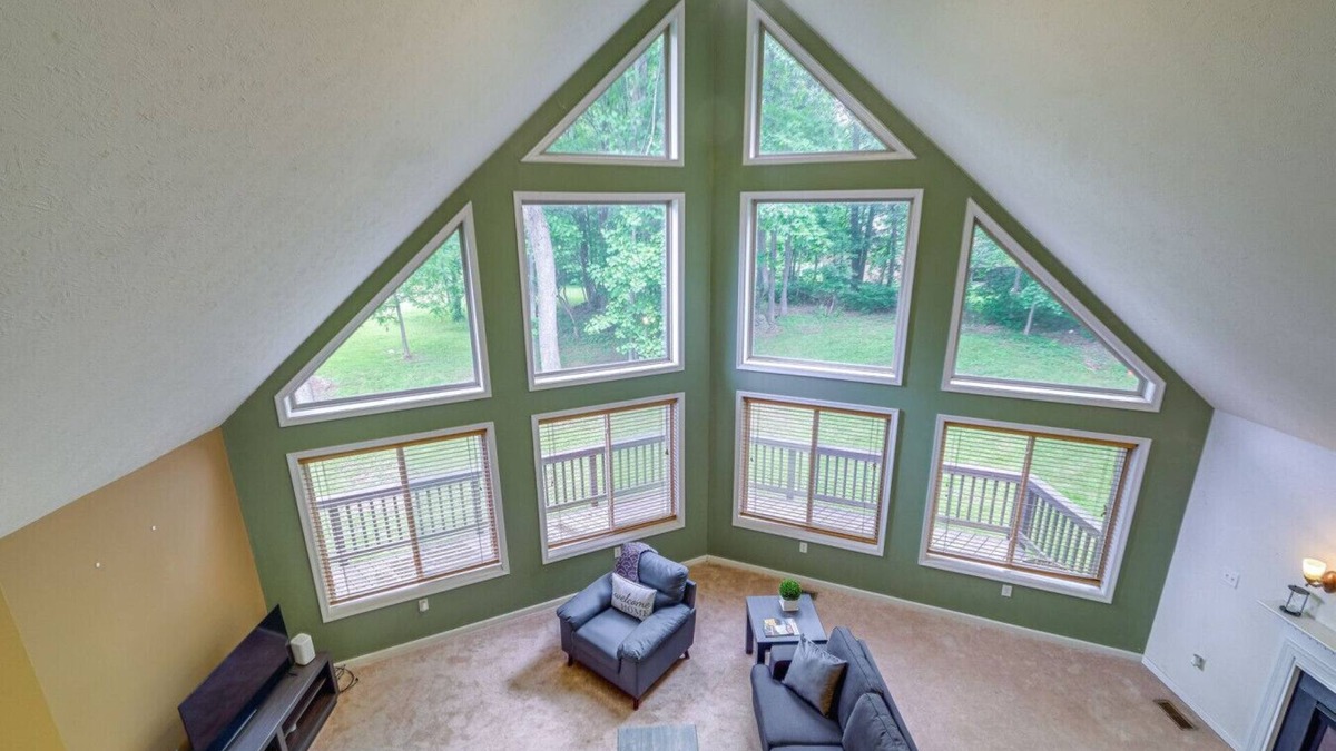 Linden House | 3BR Family Home w/Yard < 5 Mi to Wineries!