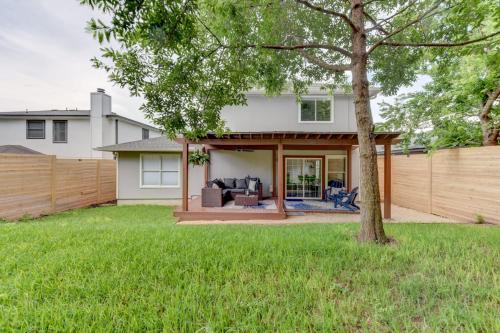 Austin House | 3BR family home with backyard