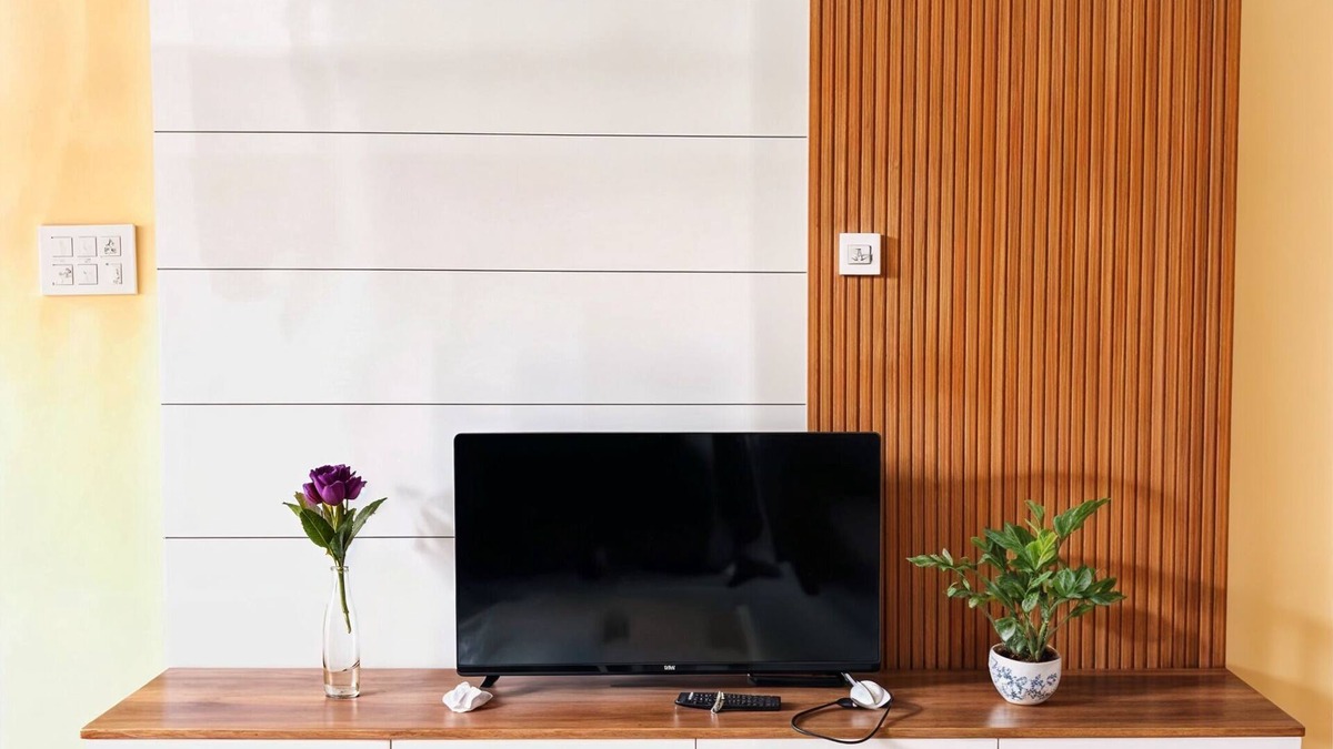 Gachibowli Apartment | 3BR Hill View Apartment in Gachibowli Hyderabad by Homeyhuts