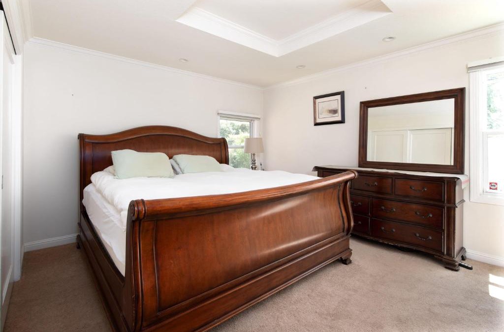 West Menlo Park House | 3BR Home Near Stanford Great Back Yard King Bed
