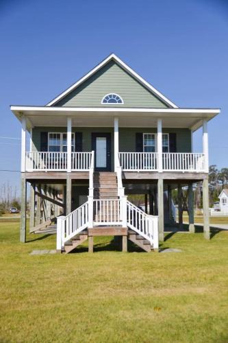 Stacy House | 3BR Loft Cozy House Fishing Boating Views