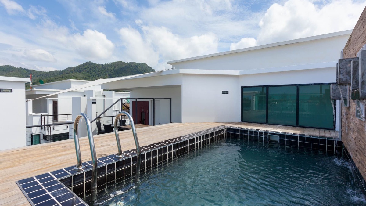Kamala Apartment | 3BR Seaview Penthouse private pool (502)