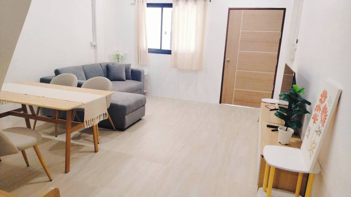 Hat Yai House | 3BR take whole house not share. 6 min to Hatyai Clock Tower.