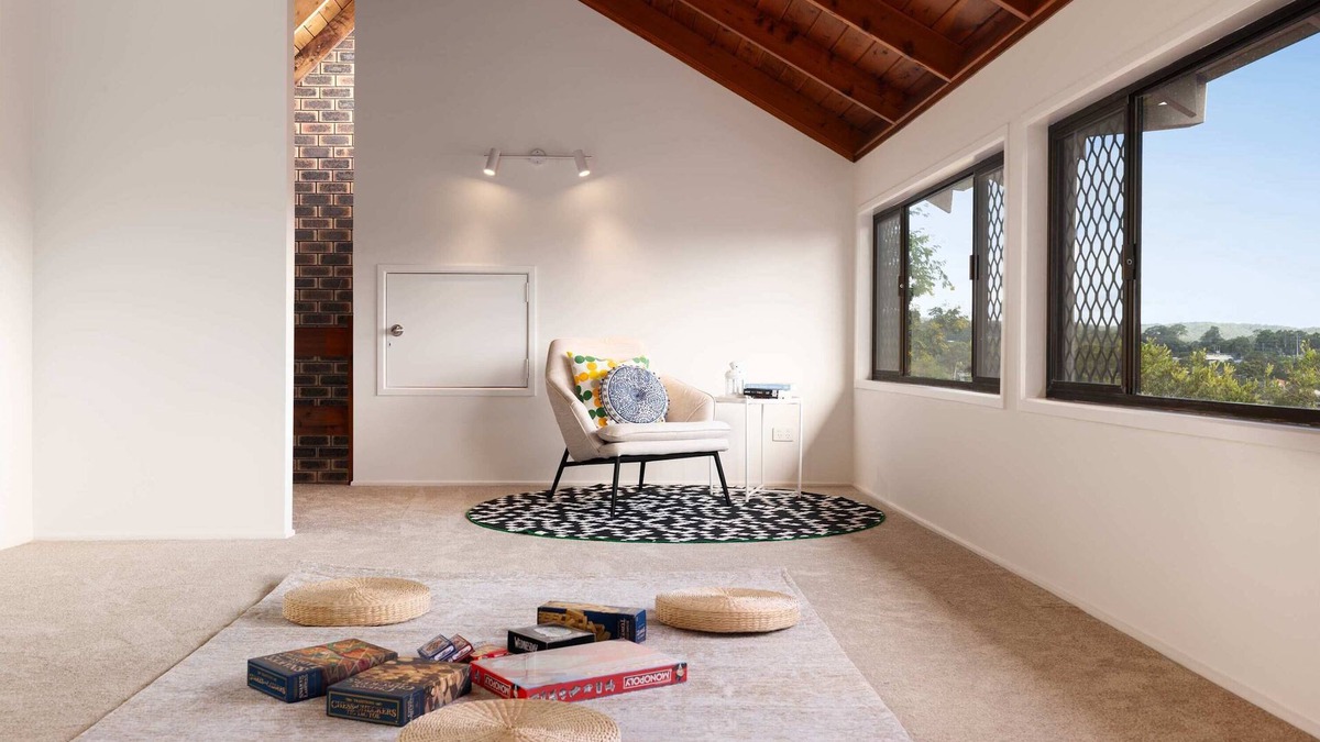 Daisy Hill House | 3BR The Vintage Loft, Unique Charm &Modern Comfort