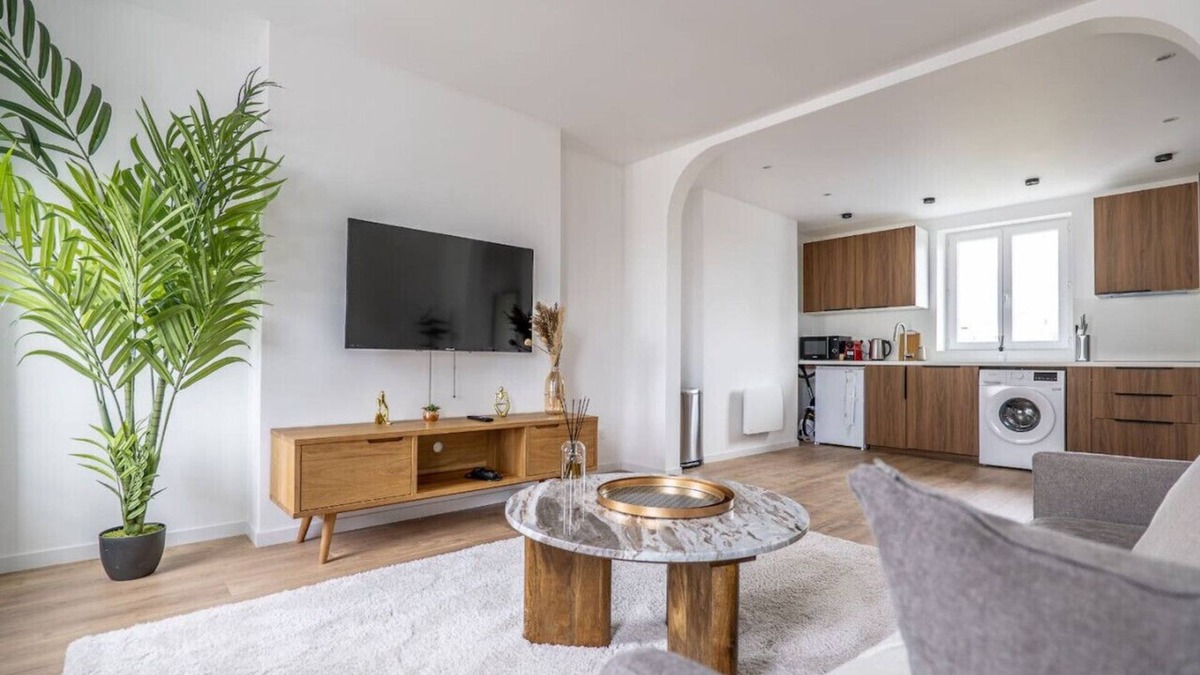 Adamville Apartment | 3D - Renovated apartment ~ Saint-Maur-des-Fossés