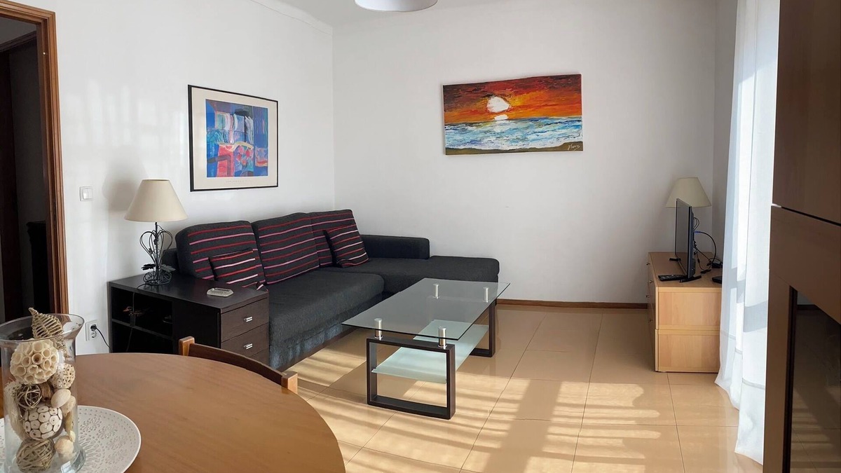 Buarcos Apartment | 3mn walk from the beach, apartment in Buarcos.