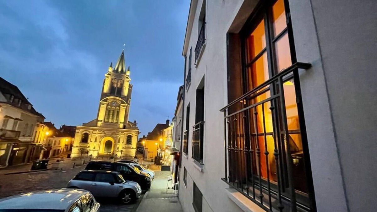 Montfort-l'Amaury Apartment | 3p apartment in the center of Montfort l'Amaury