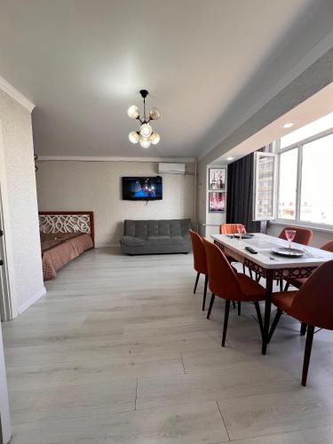 Aktau Apartment | 4 микрорайон 10 дом 6 этаж