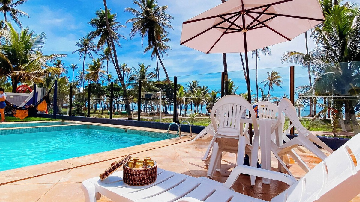 Flamengo House | 4/4 DUPLEX VILLAGE, SEA FRONT WITH AIR CONDITIONING.
