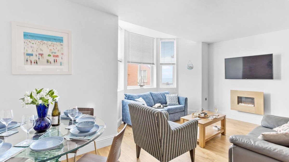 Torcross Apartment | 4 At The Beach, Torcross - an apartment that sleeps 4 guests in 2 bedrooms