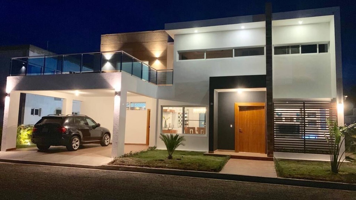 Sosua House | 4 Bd Luxury Villa in Beachfront Gated Community Sosua Ocean Village