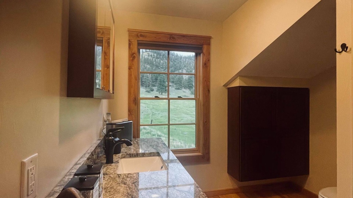 Wolf Creek Cabin | 4 bed 3 bath cabin at Holter Lake by Wolf Creek Craig. Fishing, pool table, fun!