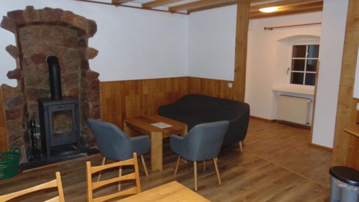 Esch Apartment | 4-bed apartment upstairs - Ferienwohnungen Escher Mühle