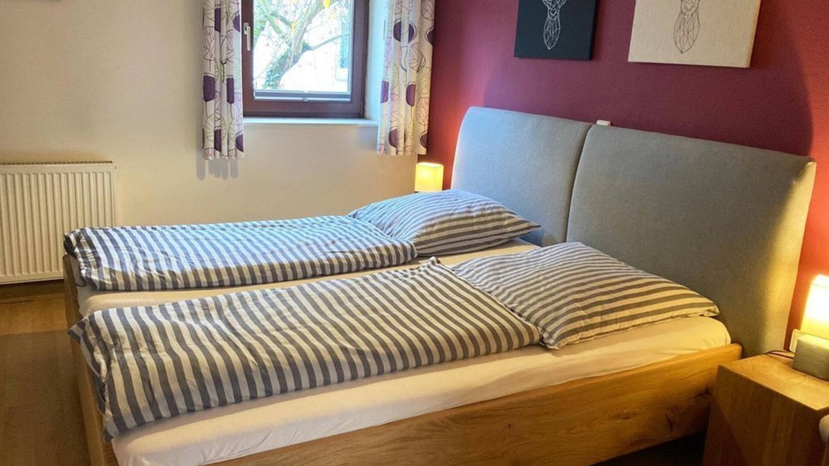 Winden Apartment | 4-bed apartment "Vino Rosso" - Hofschänke
