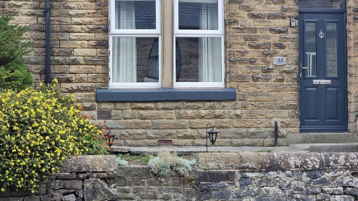 Buxton House | 4 bed Cottage