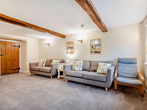 Church Knowle House | 4 Bed in Church Knowle DC125