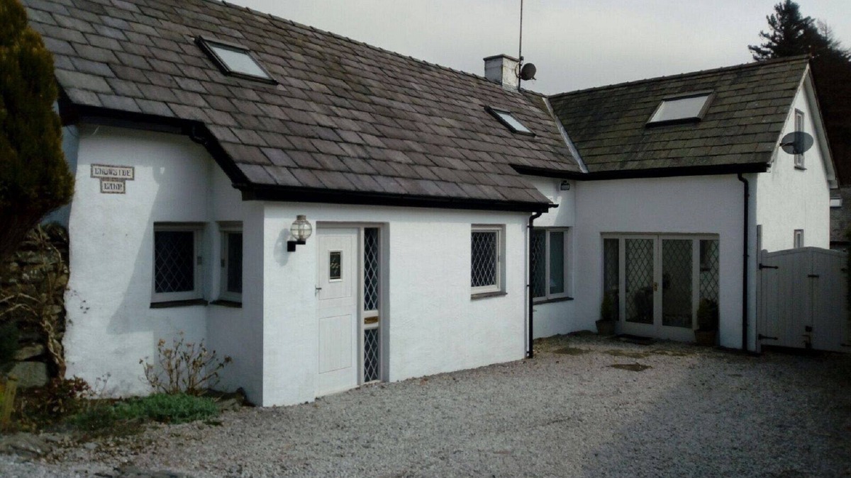 High Newton House | 4 Bed Lakeland Barn Conversion close to lake Windermere, Cartmel & Grange