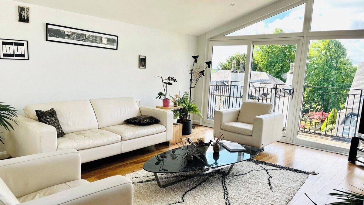 Broughty Ferry House | 4-Bed Seaside Dream House - Sleeps 8 & Parking