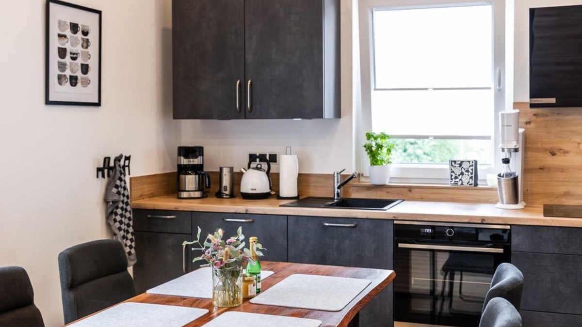 Hunerbach House | 4-bed vacation home Im Sonnenberg - Eifelia vacation homes