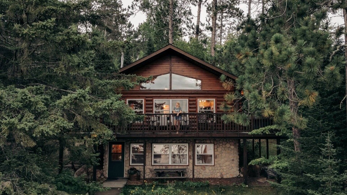 Cook Cabin | 4 bedroom 3 bath beachside cabin with AC, Fast WiFi, Sauna, Yoga, Kayaks, Park