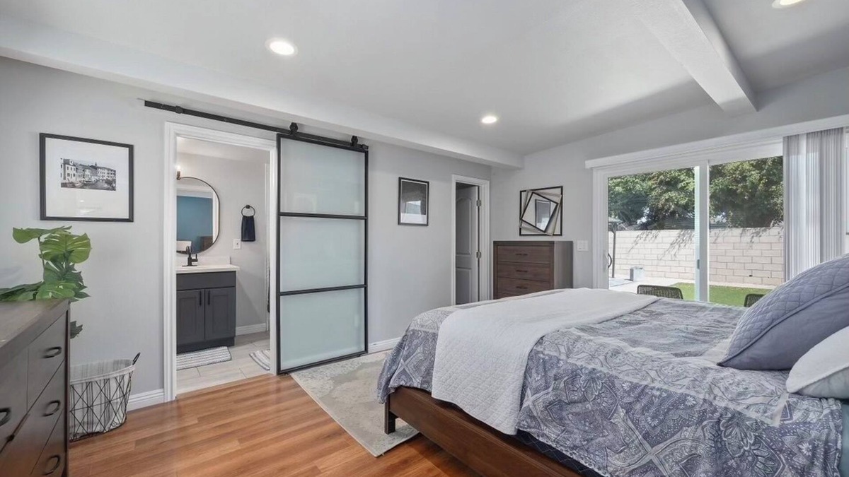 Northwest Anaheim House | 4-bedroom 3 bathroom cozy home in Anaheim