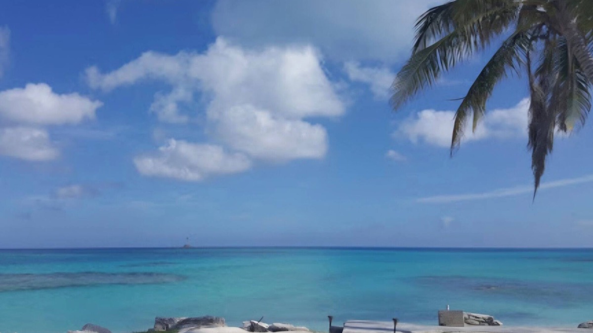 Colonel Hill House | 4 bedroom 4 bath home in crooked island bahamas perfect for Bone fishing.