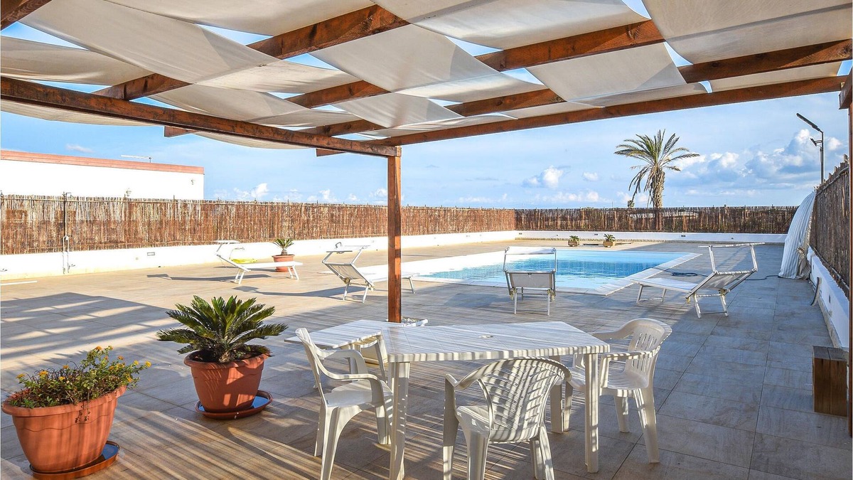 Portopalo di Capo Passero House | 4 bedroom accommodation in Portopalo di CP