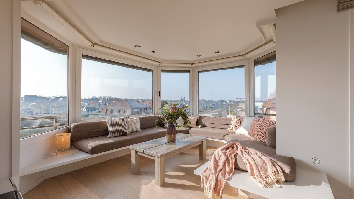 Koksijde Apartment | 4 bedroom accommodation in Oostduinkerke