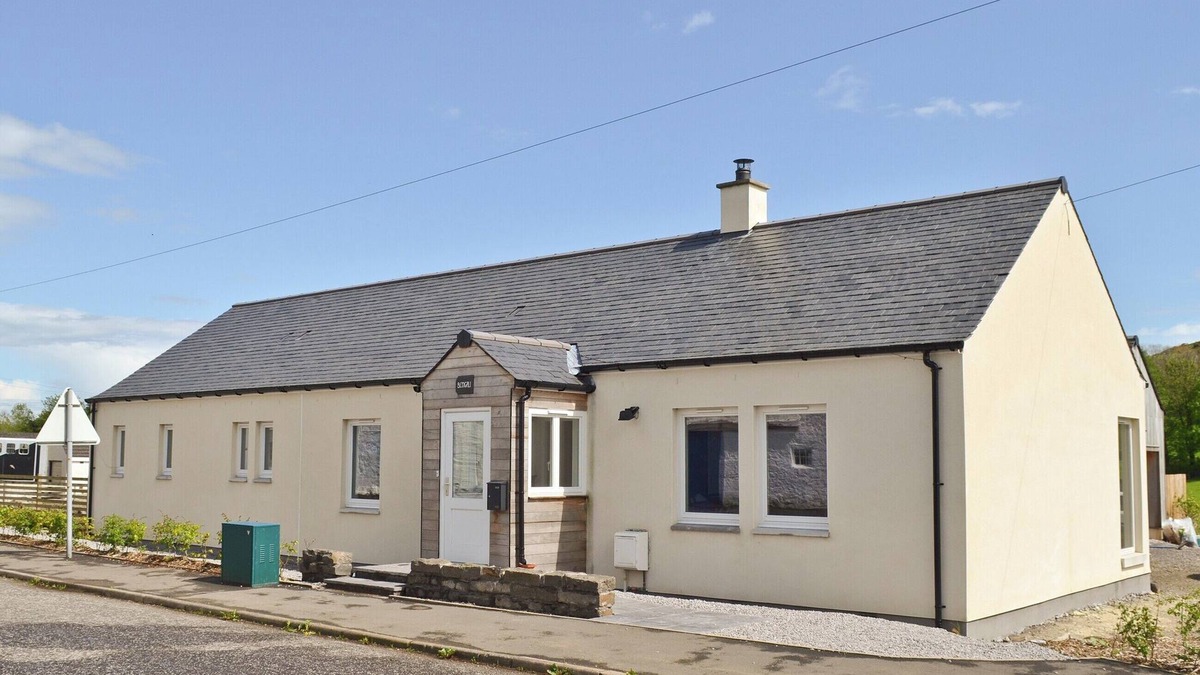 Castle Douglas Cottage | 4 bedroom accommodation in Ringford, near Kirkcudbright
