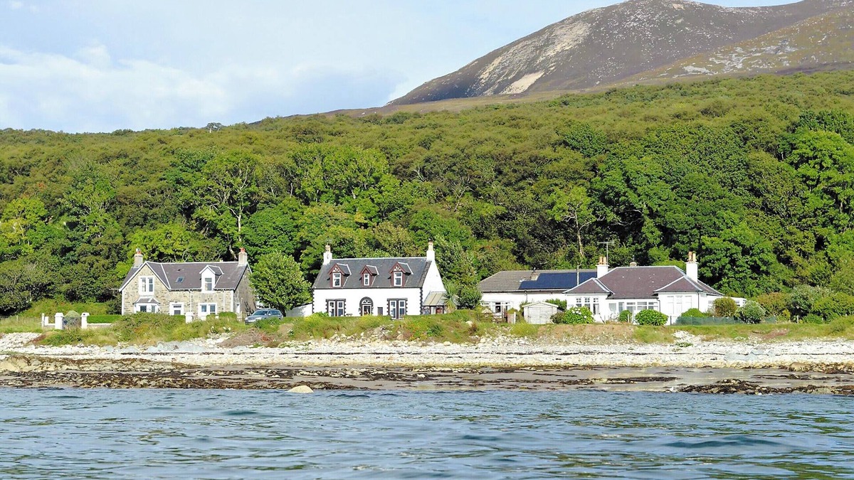 Isle of Arran Cottage | 4 bedroom accommodation in Pirnmill, Isle of Arran