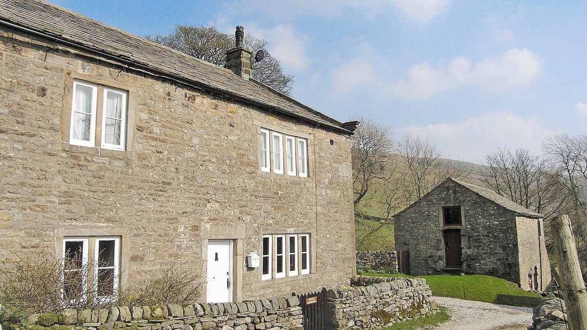 Yockenthwaite Cottage | 4 bedroom accommodation in Halton Gill, near Litton