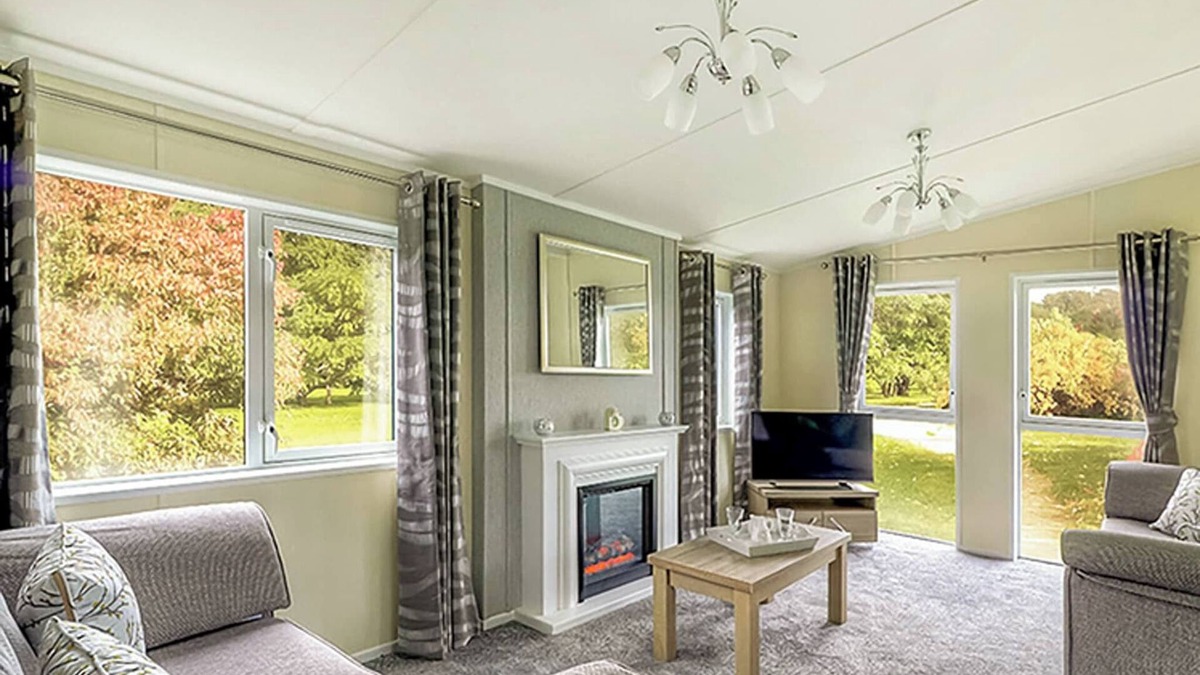 Mablethorpe Ski Chalet | 4 bedroom accommodation in Mablethorpe