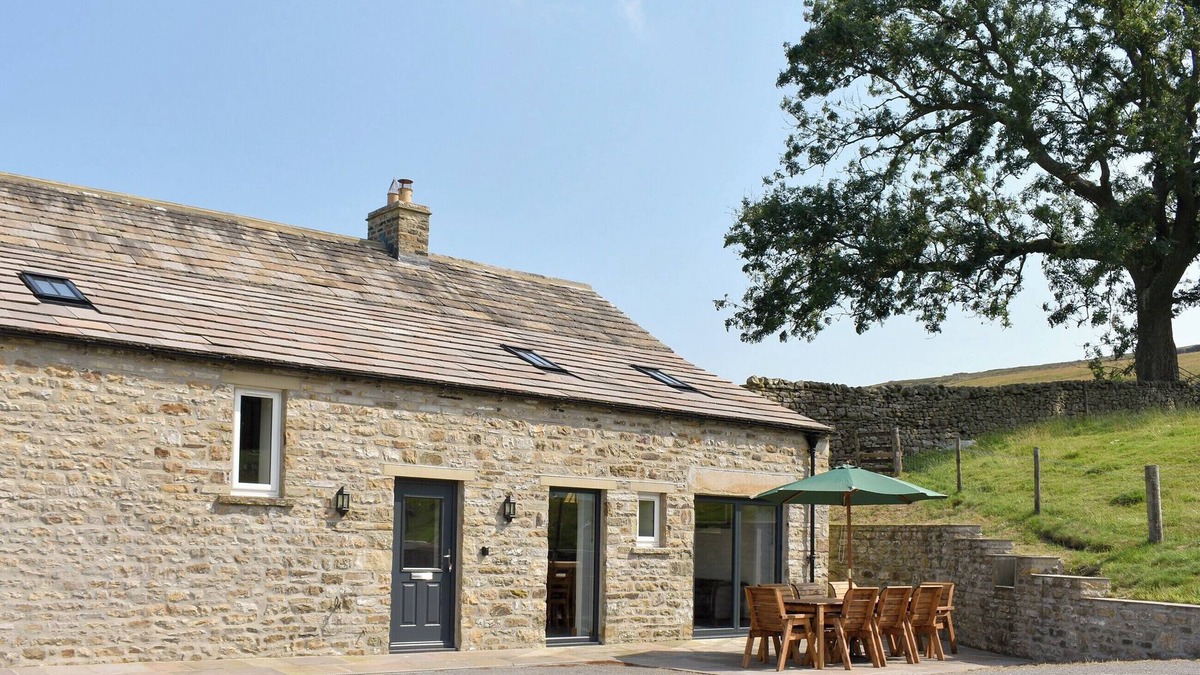 Fremington Cottage | 4 bedroom accommodation in Harkerside, near Grinton