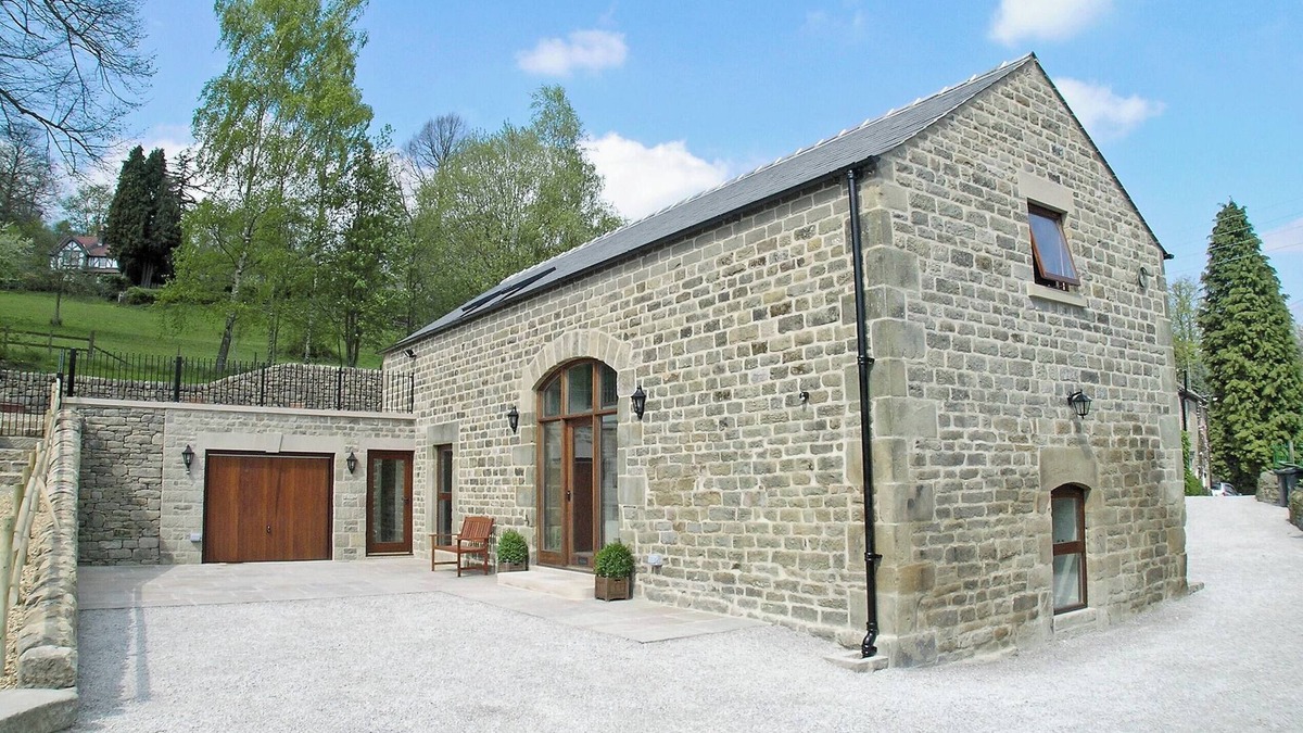 Grindleford Cottage | 4 bedroom accommodation in Grindleford