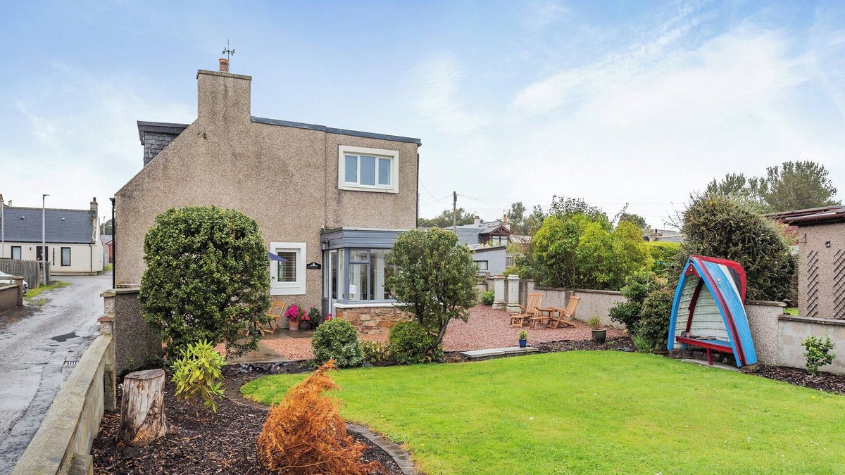 Fearn Cottage | 4 bedroom accommodation in Balintore