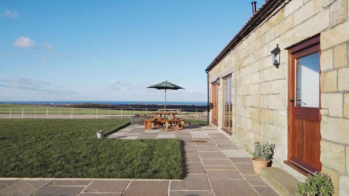 Briggswath Cottage | 4 bedroom accommodation in Sneatonthorpe, near Whitby