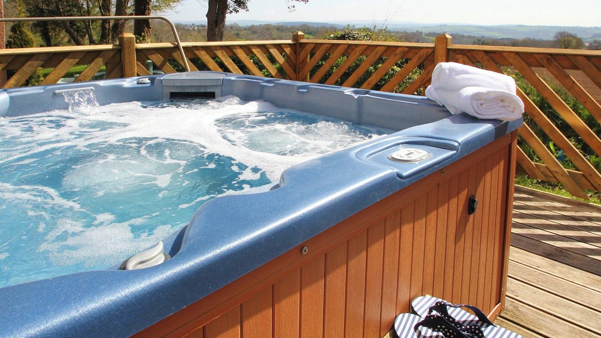 St. Ann's Chapel Cottage | 4 bedroom accommodation in Honicombe, near Callington