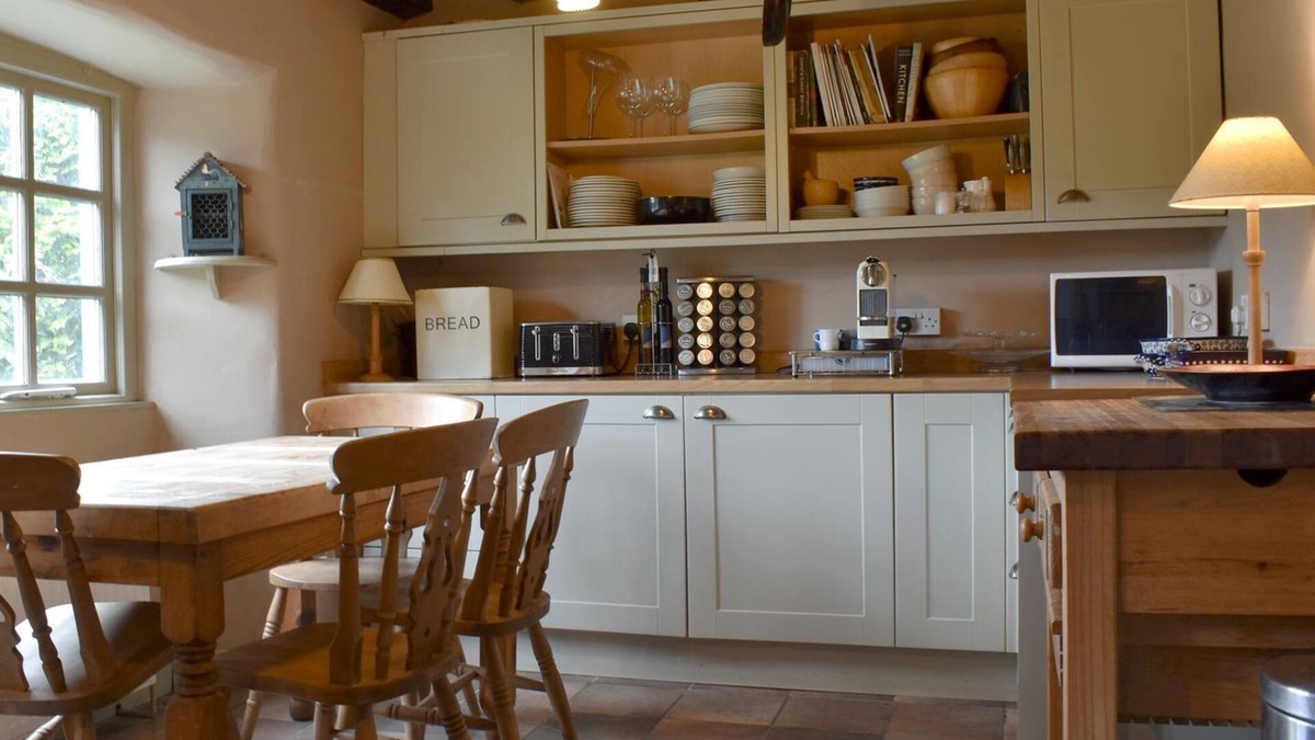 Lowick Cottage | 4 bedroom accommodation in Lowick Green, near Ulverston